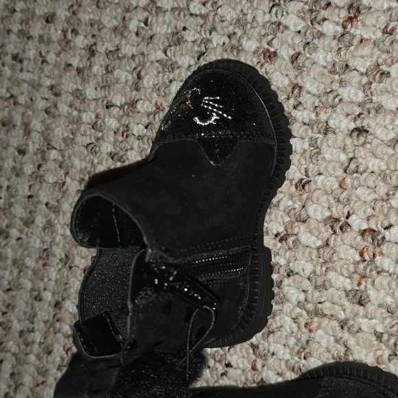 Toddler Girls Chelsea Critter Cat Boots Multiple Sizes Available - Picture 2 of 3